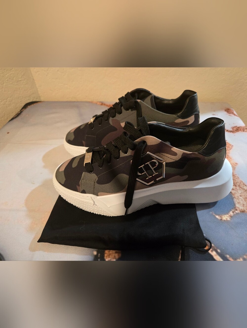 Philipp Plein Men's Camo Low-Top Sneakers in Green and Black